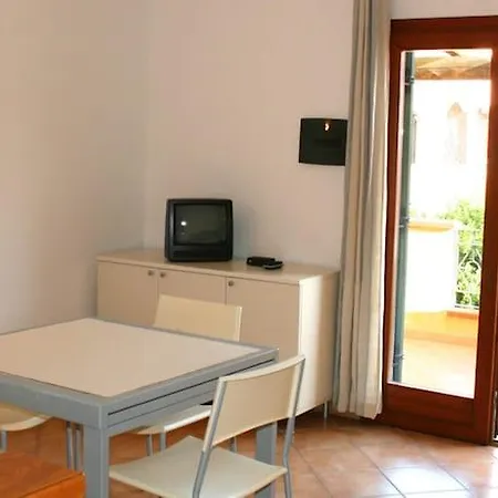 La Reggia Di Nausicaa Aparthotel 3*