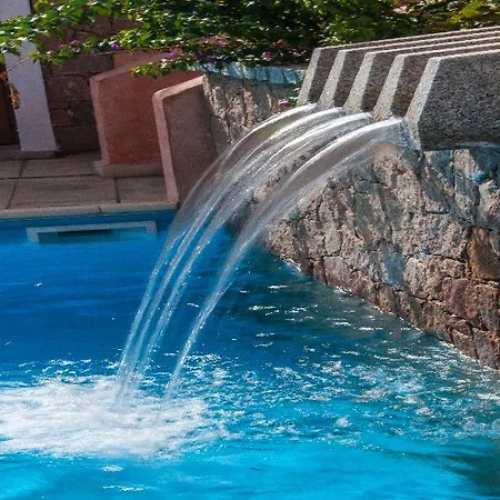 Aparthotel La Reggia Di Nausicaa 3*