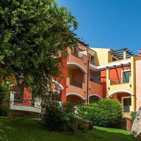 Aparthotel La Reggia Di Nausicaa 3*