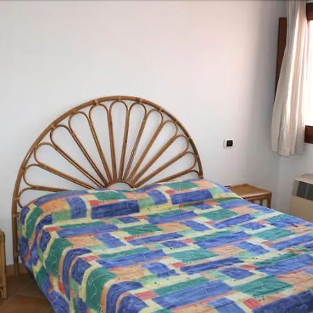 La Reggia Di Nausicaa * Санта-Тереза-Галлура