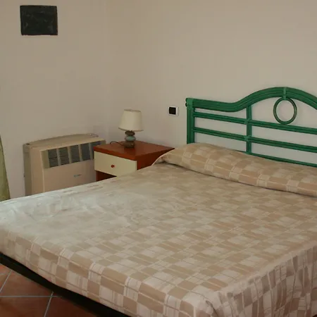 La Reggia Di Nausicaa Санта-Тереза-Галлура